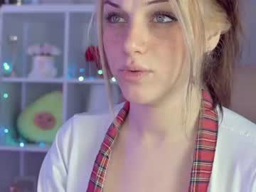 girl mia_milagros capture image #1598105