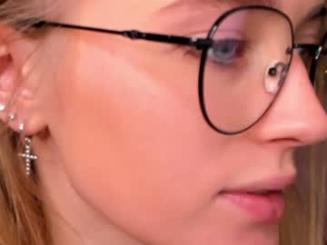 girl linellali capture image #2650245