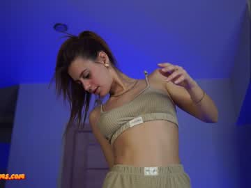 girl plump_bums capture image #6885879