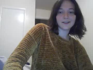 girl college_peach capture image #1770810