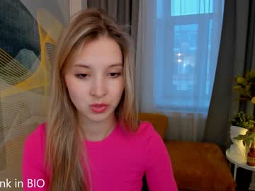 girl milablush capture image #3916733
