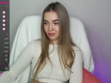 girl yourvirusqueen_ capture image #2195036