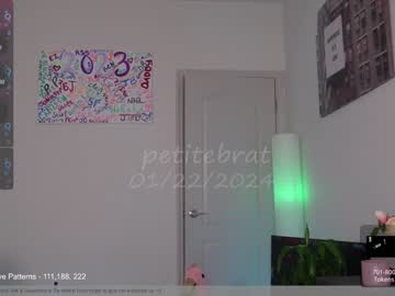 girl petitebrat capture image #6168683