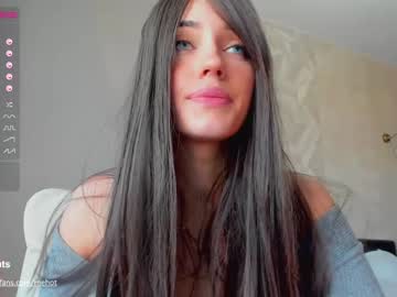 girl milena_manin capture image #401376