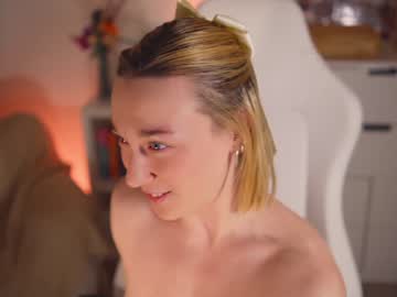 girl emily_fox_official capture image #6624411