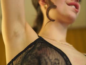 girl plump_bums capture image #1584983