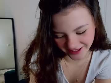 girl curly_lina capture image #6379943
