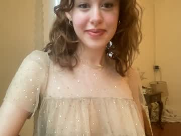 girl itsmiralou capture image #4199059