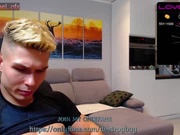 man destroy_boy capture image #3195763