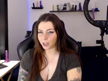 girl bigtittedtattedlesbian capture image #1265878