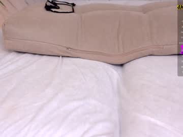 couple blonde_bigtits capture image #6210627