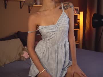 girl cuteelsa_ capture image #5640395