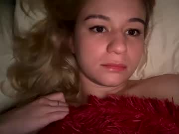 girl internet_famous capture image #2596681