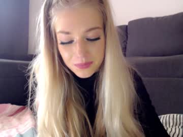 girl pervyblonde capture image #1901948