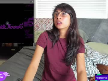 girl violetttflowers capture image #4059552