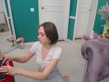 girl adelewilson__ capture image #652782