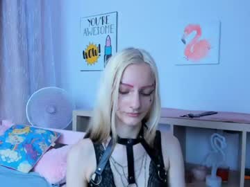 girl erika__lodge capture image #2288458