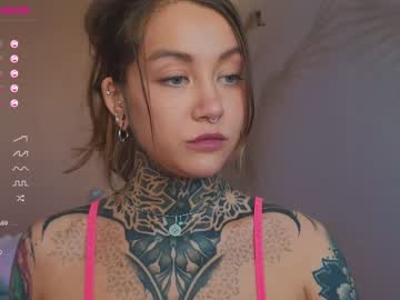 girl nickyneck capture image #6137354