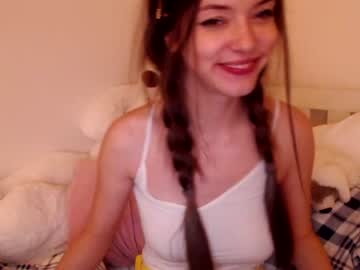 girl christine_horny capture image #405020