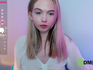 girl small_blondee capture image #3357620