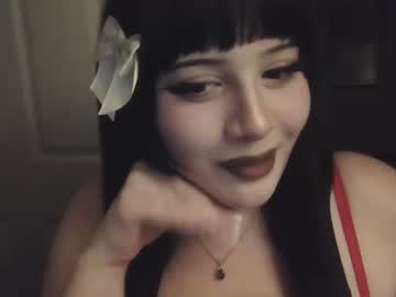 girl lottiepoppie capture image #6108172