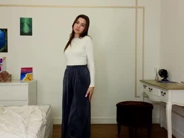 girl fannydowlen capture image #6940851