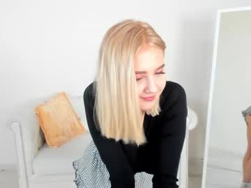 girl oliviabr0wn capture image #3097790