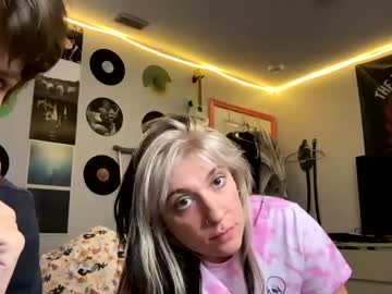 couple dousometimescry1 capture image #6682511