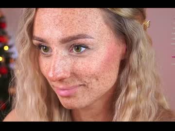 girl artease capture image #6009123