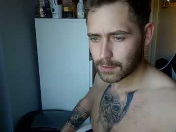 man greyjoggers capture image #2878814