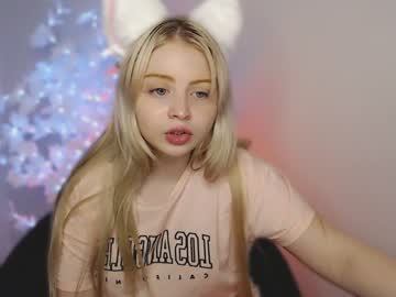 girl shy_blondiee capture image #3704150