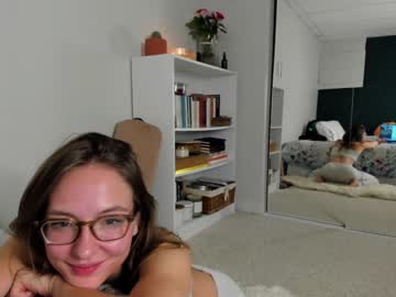 girl innocentprovenguilty capture image #364283