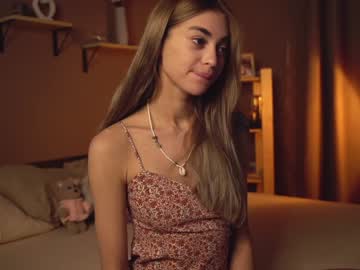 girl cuteelsa_ capture image #5748552
