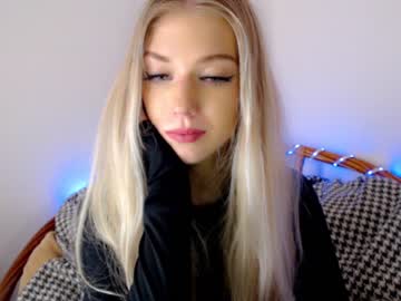 girl pervyblonde capture image #1824040