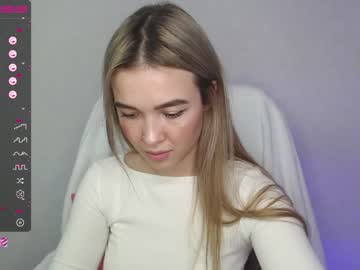 girl yourvirusqueen_ capture image #2258796