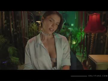 girl lucieoude_ capture image #2573084