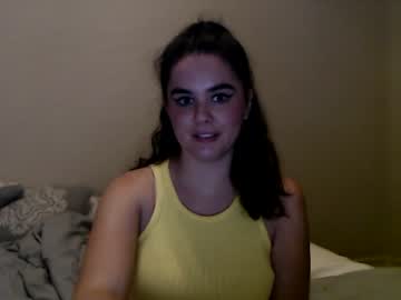 girl gia_is_horny capture image #5188542