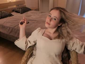girl darlinecoyner capture image #6953854