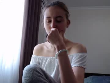 girl valents_cherry capture image #1608346