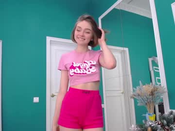 girl adelewilson__ capture image #623645