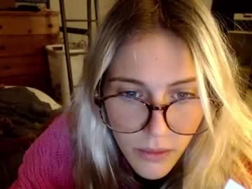 girl bambis_honeypot capture image #944327