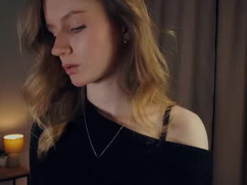 girl rowenacroyle capture image #7016256