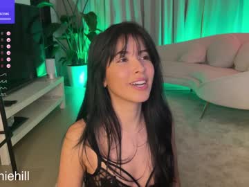 girl anniehillofficial_ capture image #6200089