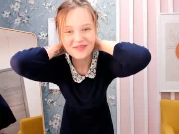 girl stay_with_baby capture image #1652429
