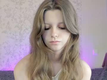 girl alainaestrada capture image #5533394