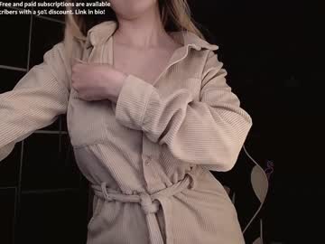 girl overoce capture image #1560510