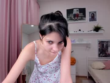 girl chloe_holzmann capture image #2947003