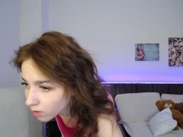 girl mary__freshness_ capture image #1428402