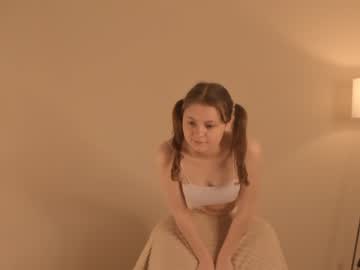 girl winniewest_ capture image #4259513