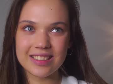 girl fannyedger capture image #7041103